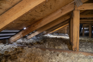 Attic Moisture Problems: Warning Signs and Ventilation Fixes for Homeowners