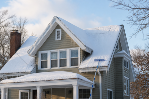 Ice Dam Prevention: A Clear Homeowner Guide for Winter Roof Protection